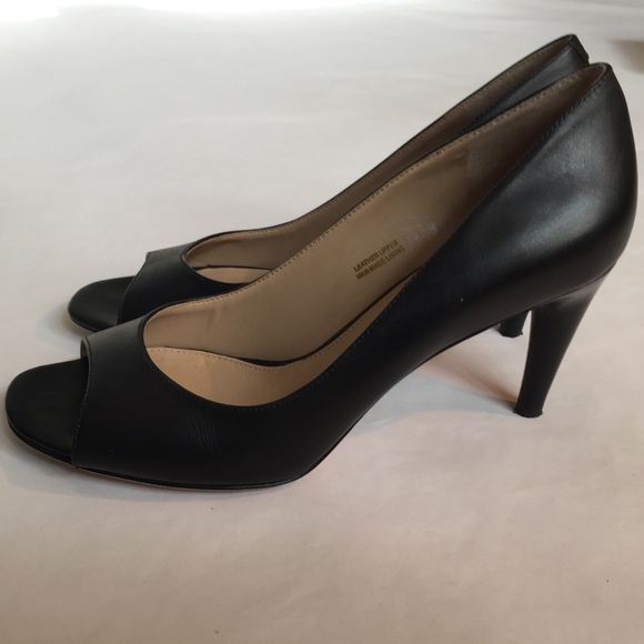 Via Spiga peep toe pump. - Picture 3 of 6